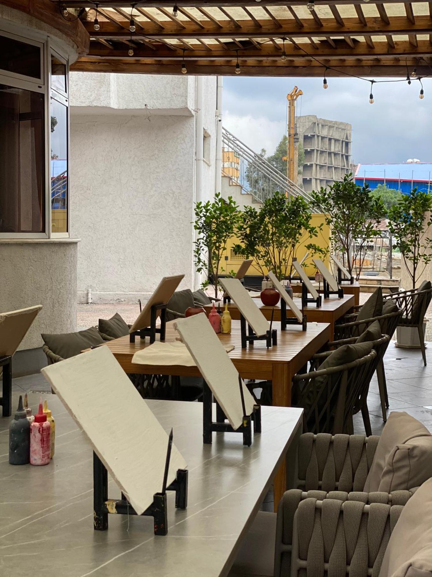 Social House Bed and Breakfast Αντίς Αμπέμπα Εξωτερικό φωτογραφία