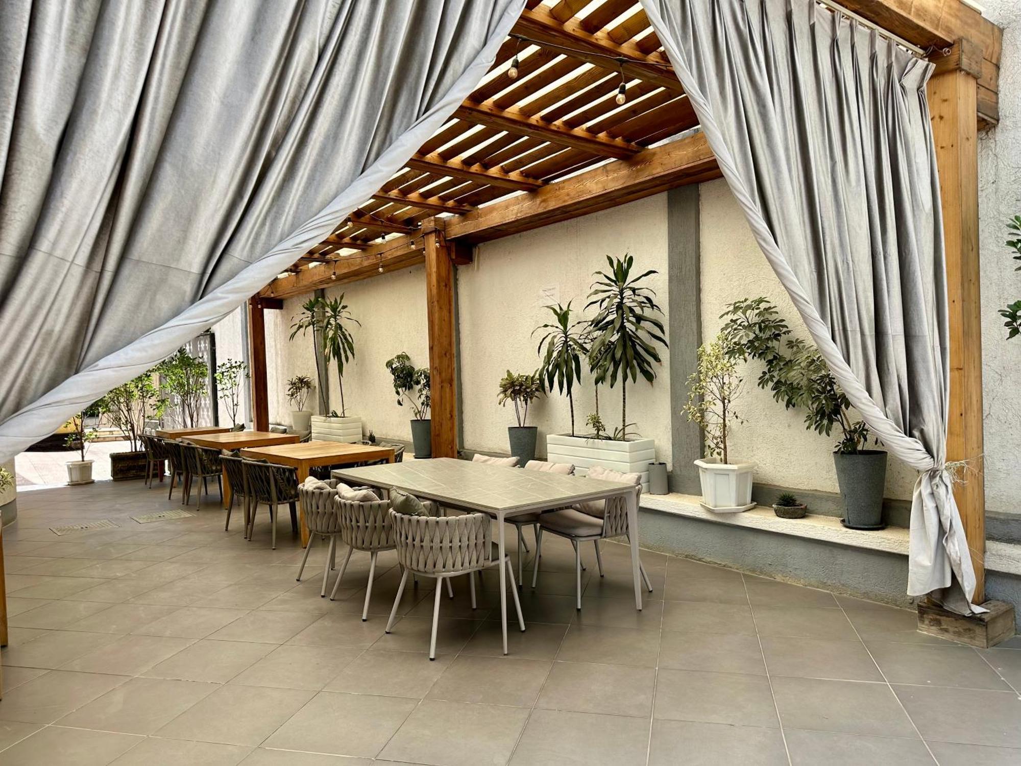 Social House Bed and Breakfast Αντίς Αμπέμπα Εξωτερικό φωτογραφία