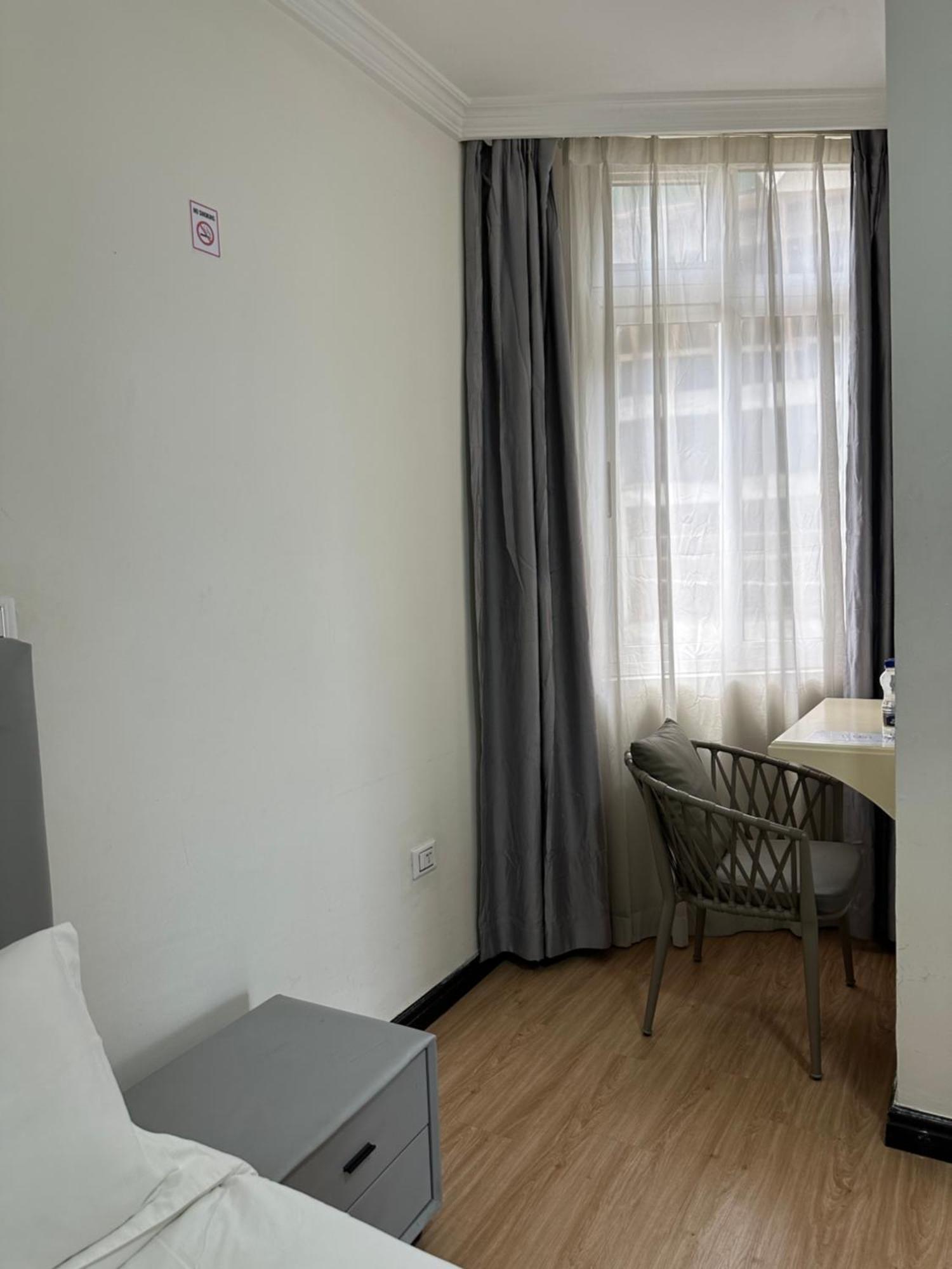 Social House Bed and Breakfast Αντίς Αμπέμπα Εξωτερικό φωτογραφία